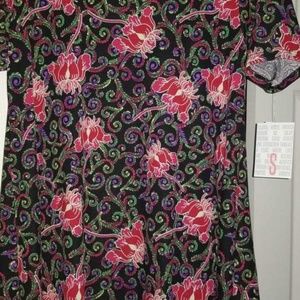 Lularoe Perfect tee